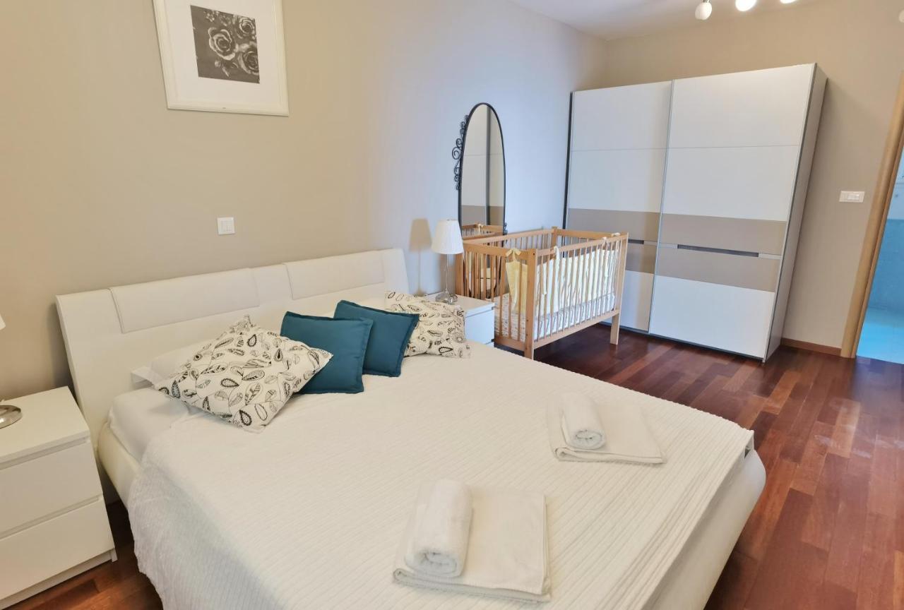 טרוגיר Villa Rastichi Amazing Seaview מראה חיצוני תמונה