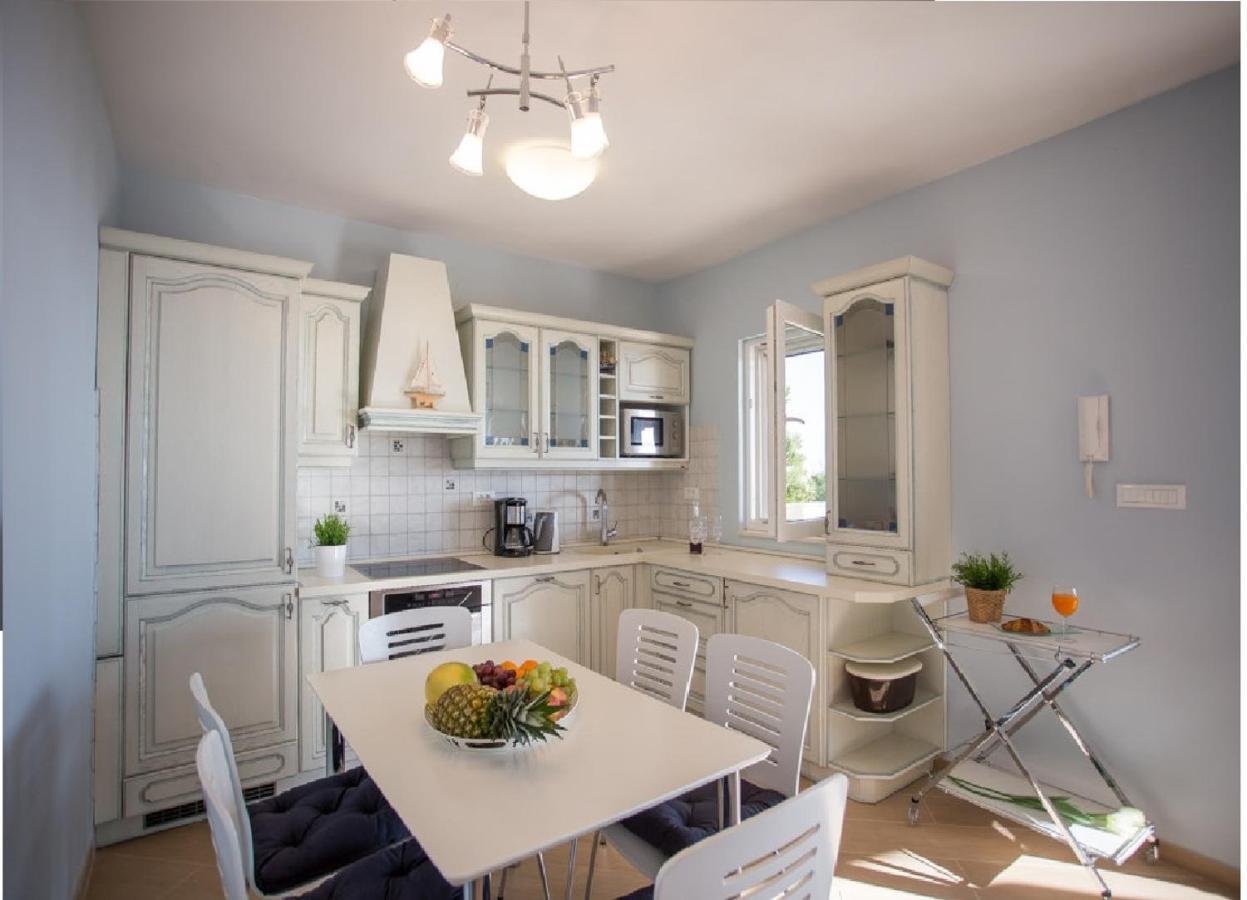 טרוגיר Villa Rastichi Amazing Seaview מראה חיצוני תמונה